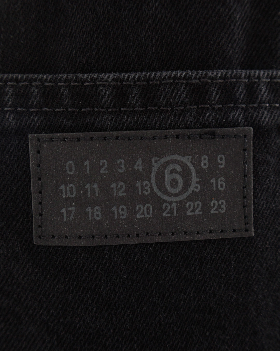 MM6 Maison Margiela джинсы — вид 5