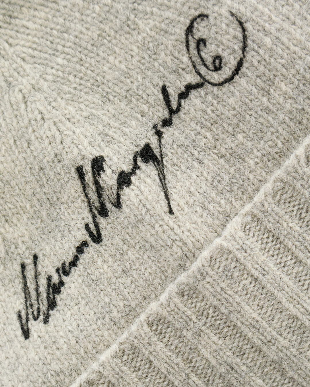 MM6 Maison Margiela шапка — вид 3